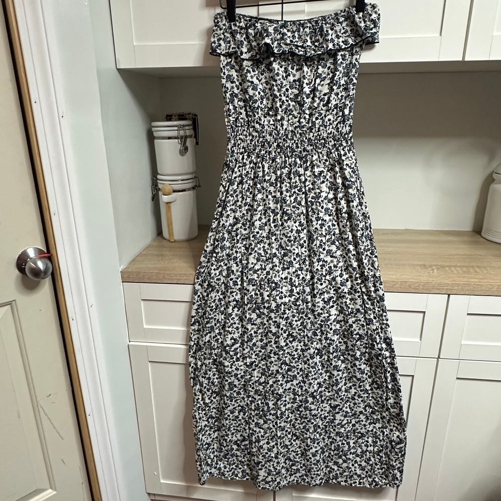 Cottagecore Strapless Maxi Dress Womens M Navy Floral Ruffle Smocked Romantic - Picture 2 of 12